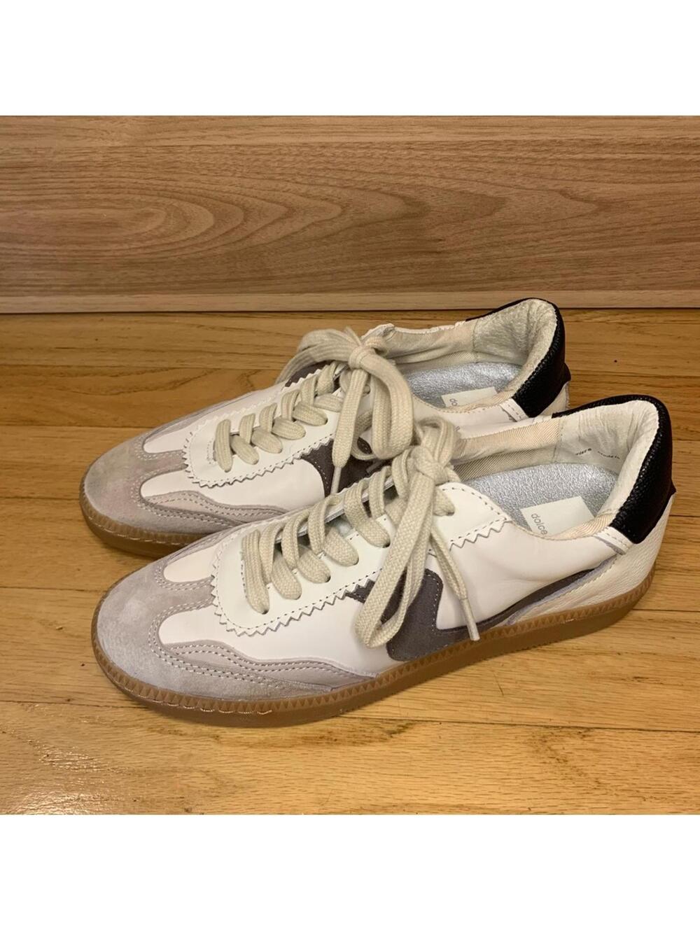 Dolce Vita Notice Sneakers in White Gray Leather - Size 6